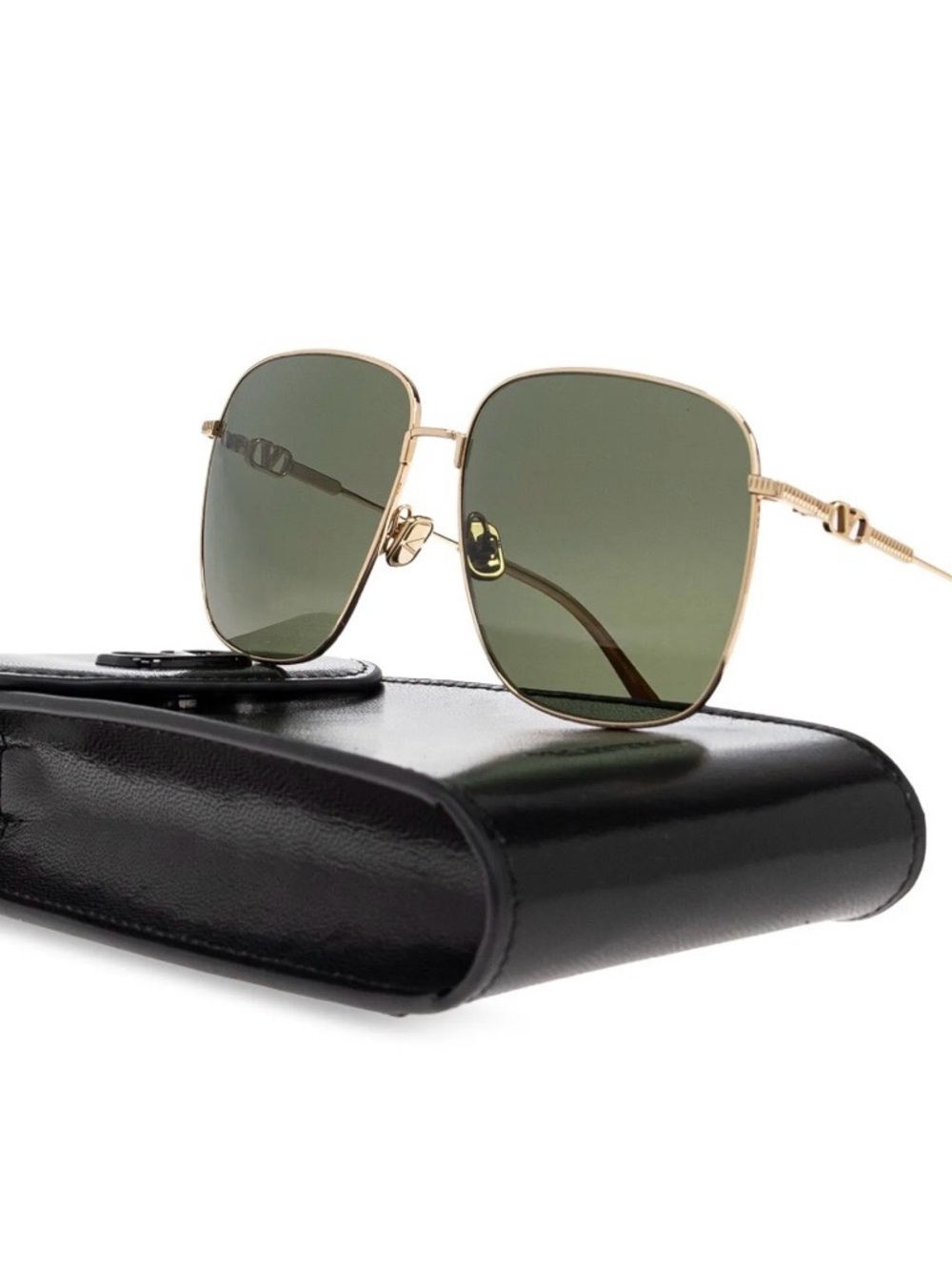 Valentino Garavani Vlogo Signature Sunglasses